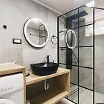 Comfy Corner Luxury ハニア
