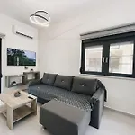 Comfy Corner Luxury * ハニア