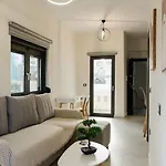 Comfy Corner Luxury アパート ハニア