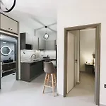 Comfy Corner Luxury *