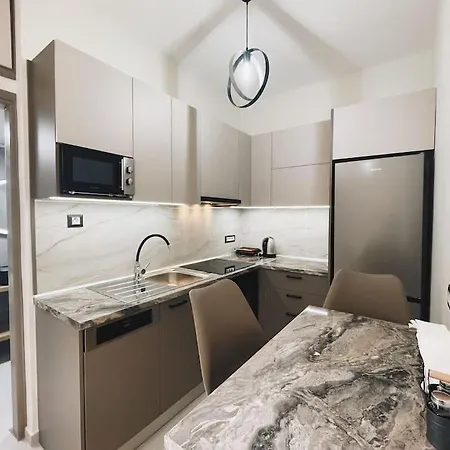 Comfy Corner Luxury Апартаменты